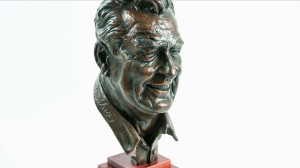 Q14 Carroll Shelby Cast Bronze Bust By J Paul Nesse 1987 03